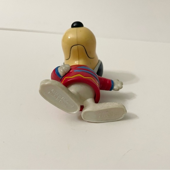 Vintage Snoopy World Tour Taiwan Figure Toy - Picture 11 of 14